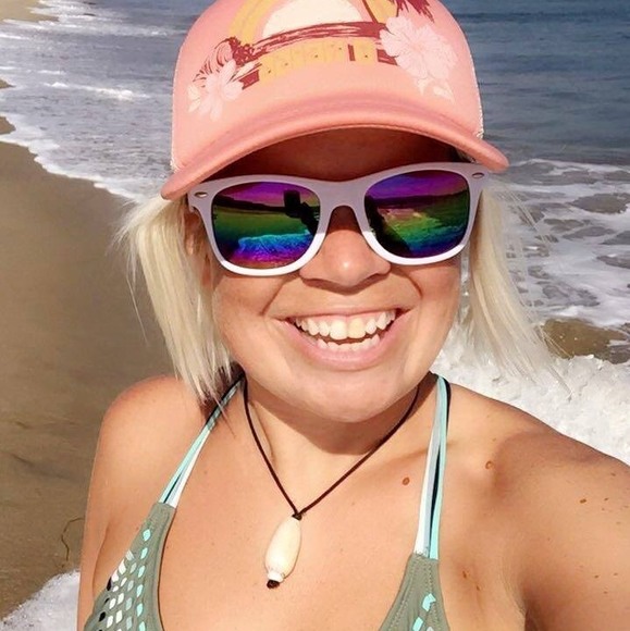 Meet your Posher, Shelli - Picture 1 of 1